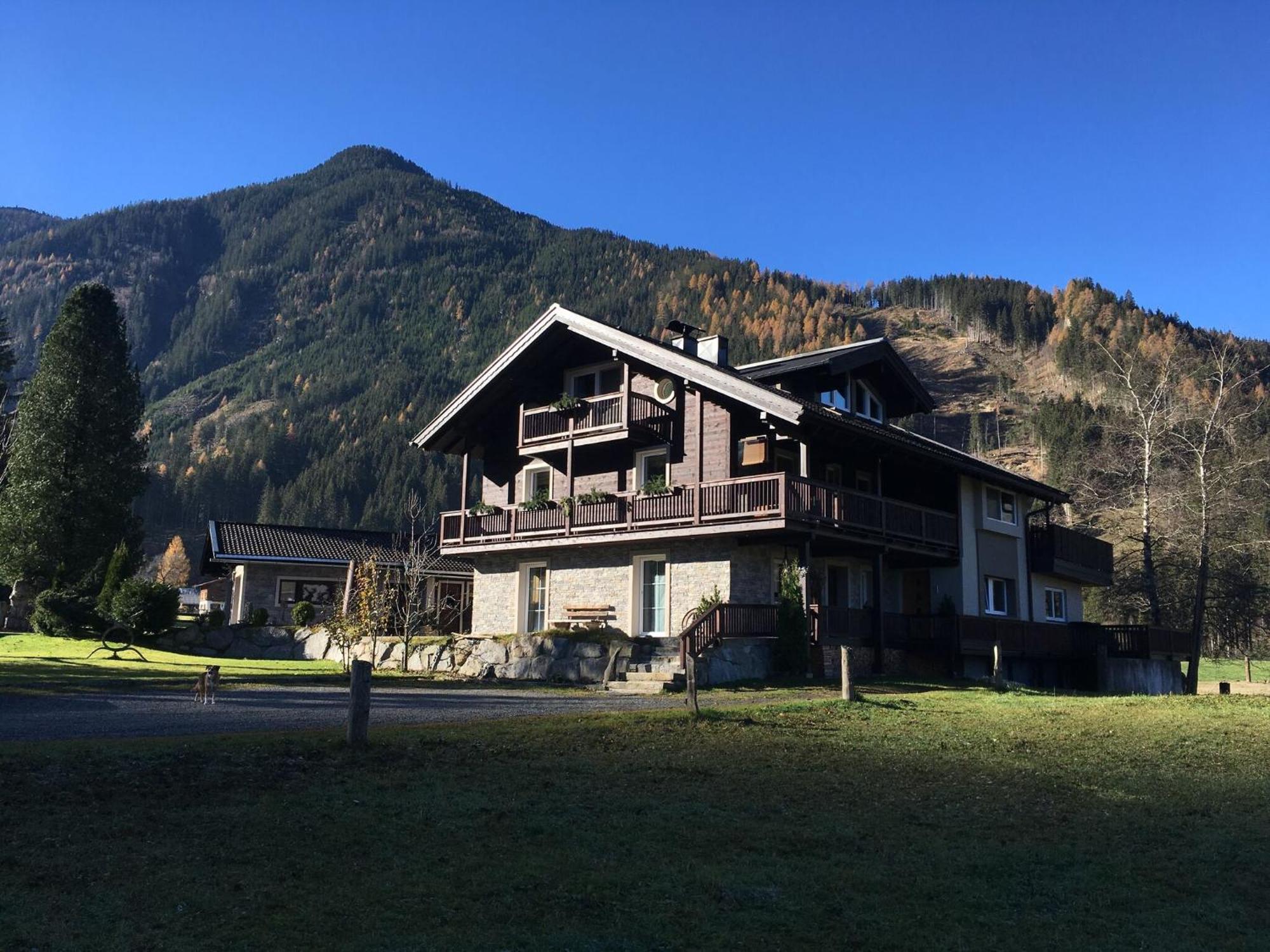 Apartment In Neukirchen Am Gro Venediger Wald im Pinzgau Luaran gambar